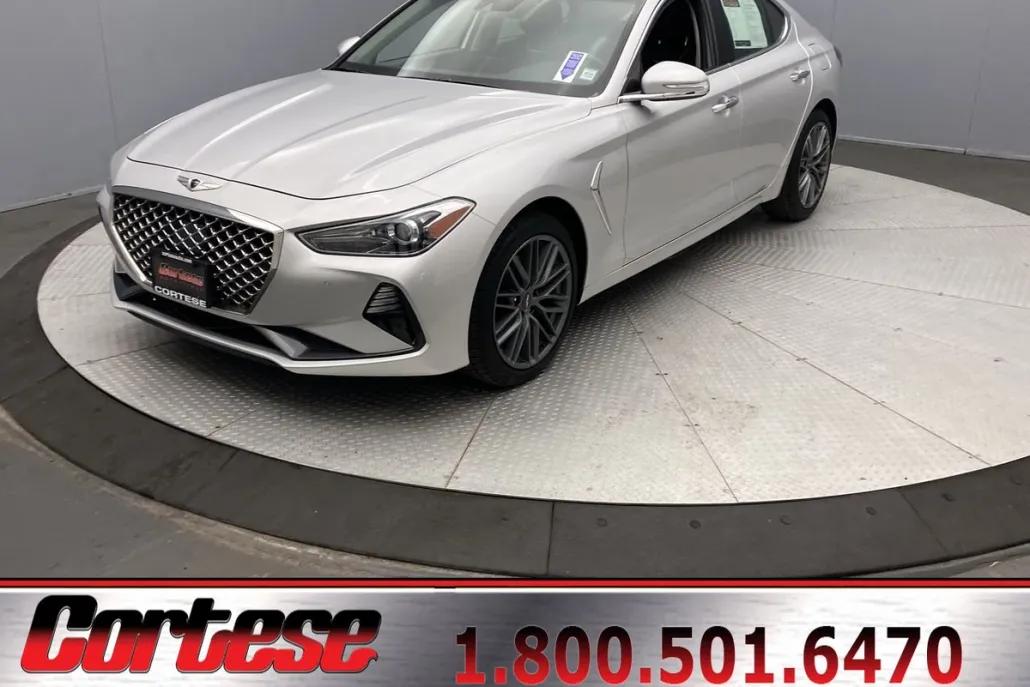 2019 Genesis G70 2.0T Advanced photo 1