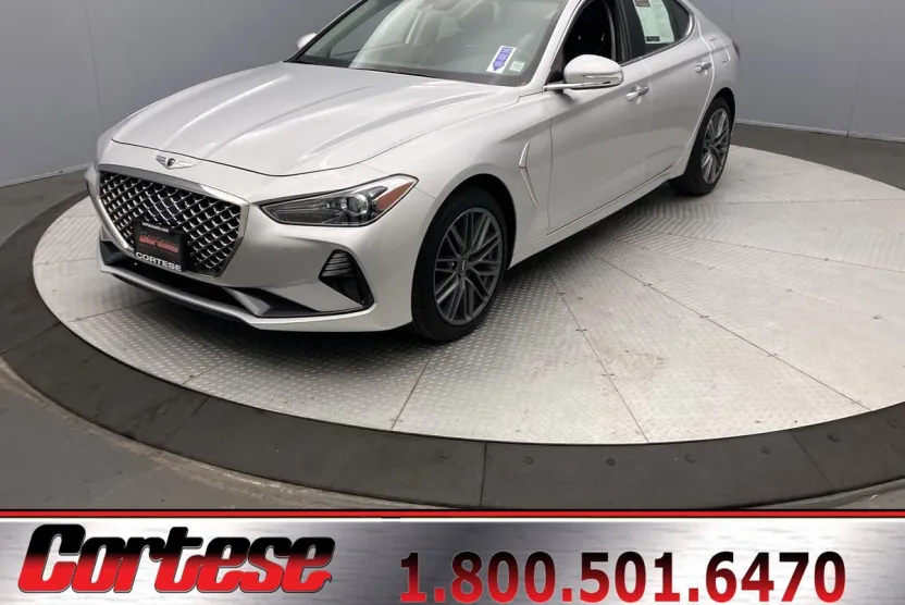 2019 Genesis G70 2.0T Advanced photo 1