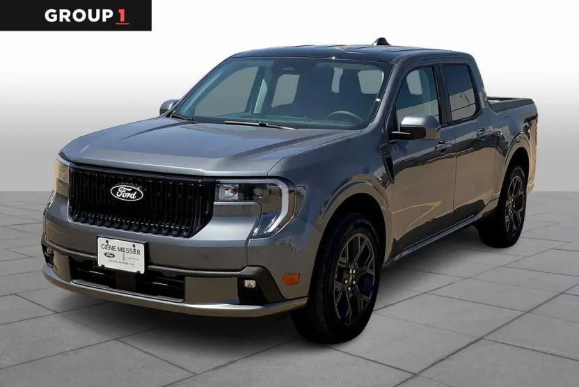 2025 Ford Maverick photo 1
