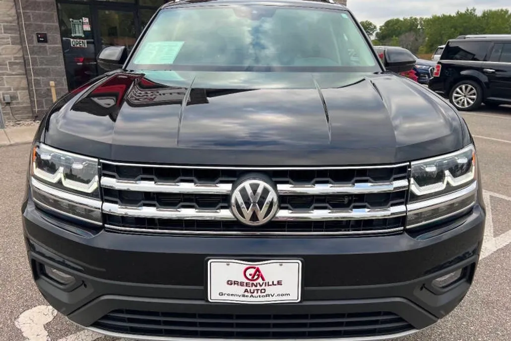 2018 Volkswagen Atlas V6 SE photo 1