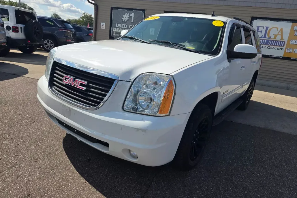2014 Gmc Yukon SLE photo 1