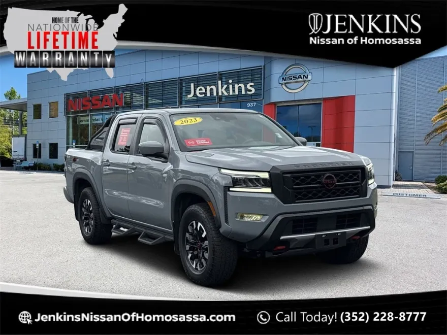 2023 Nissan Frontier PRO-4X photo 1