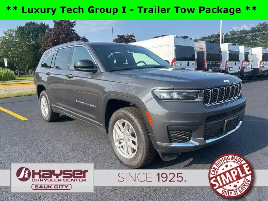 2025 Jeep Grand Cherokee Laredo photo 1