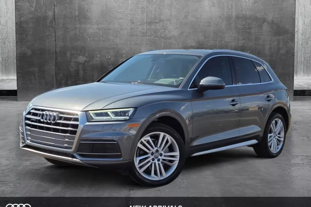 2020 Audi Q5 Premium Plus photo 1