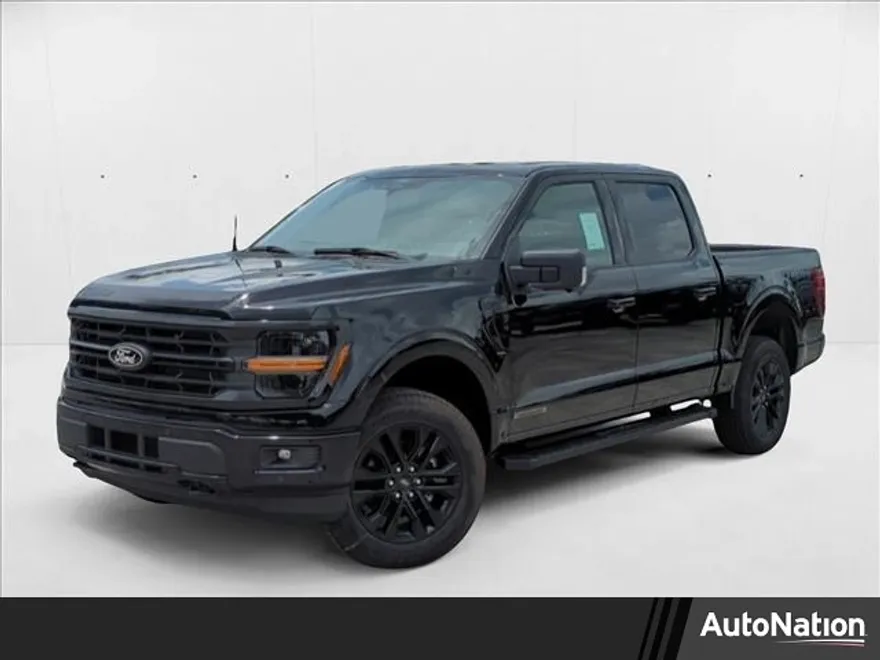 2025 Ford F-150 XLT photo 1