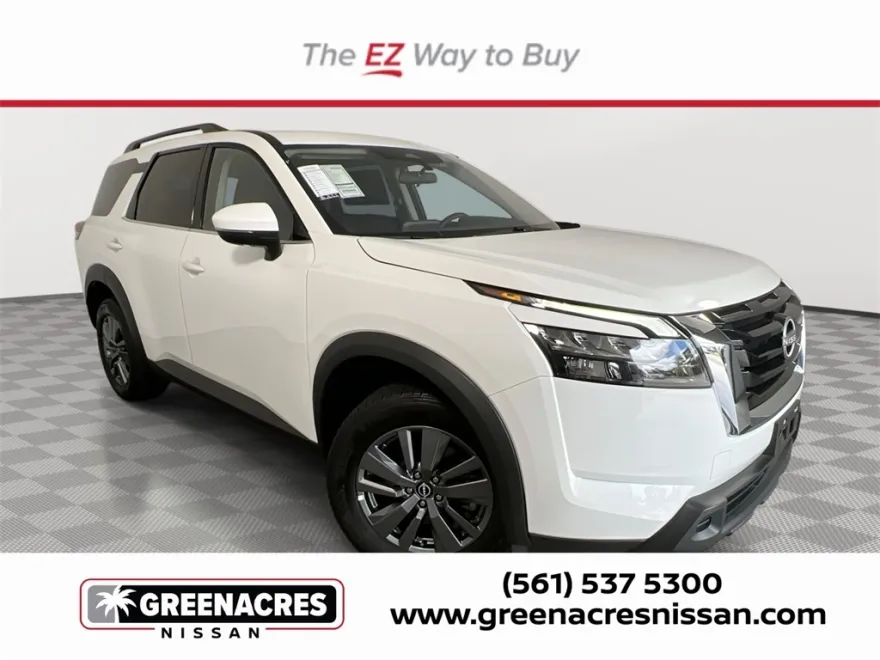 2024 Nissan Pathfinder SV photo 1
