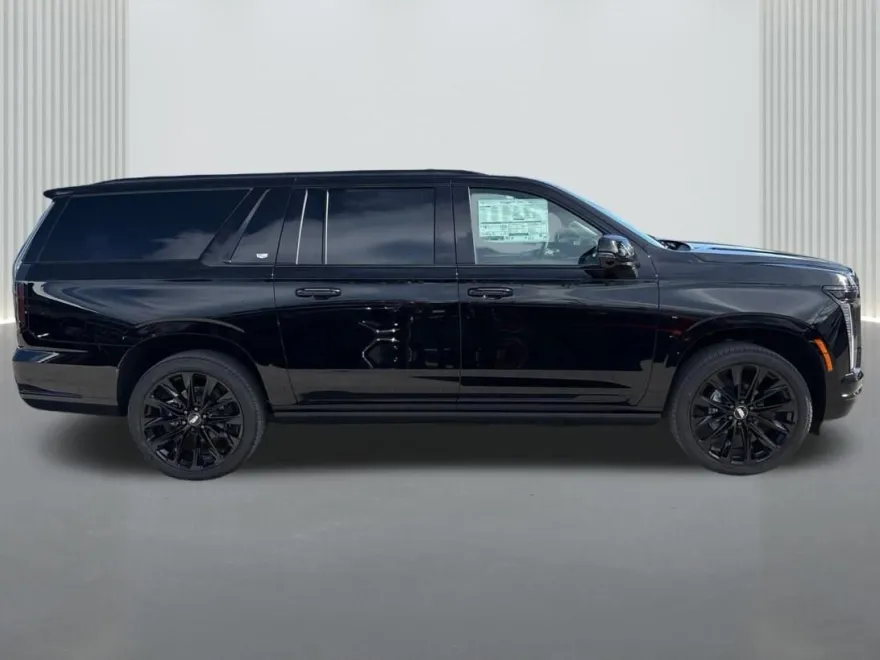 2025 Cadillac Escalade ESV Sport Platinum photo 1