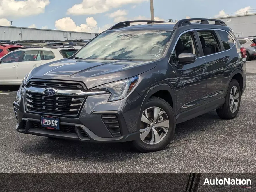 2024 Subaru Ascent Premium photo 1