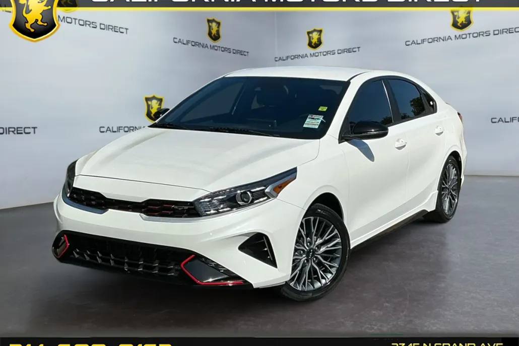 2023 Kia Forte GT-Line photo 1