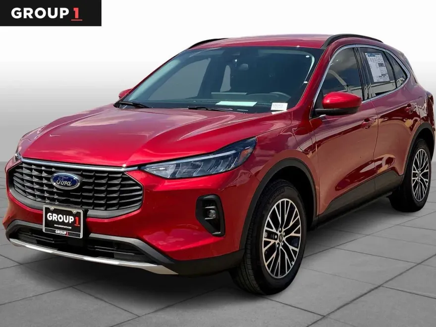 2025 Ford Escape Plug-In Hybrid photo 1