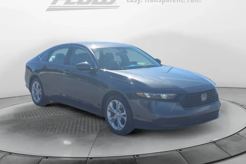 2025 Honda Accord LX photo 1
