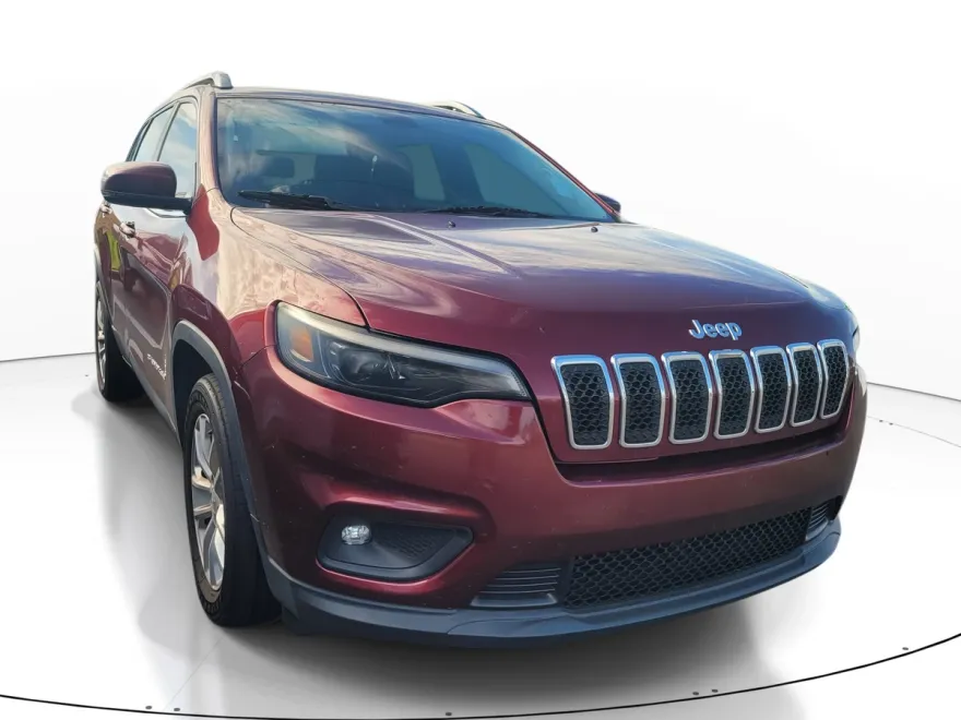 2019 Jeep Cherokee Latitude photo 1