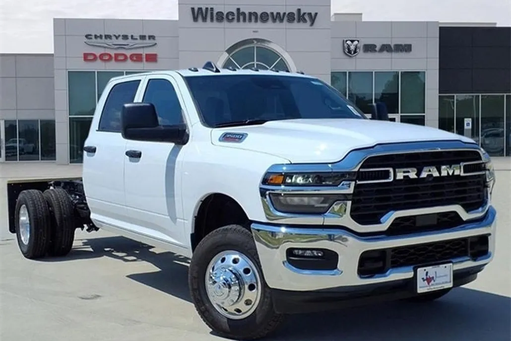 2026 Ram 3500 Tradesman photo 1