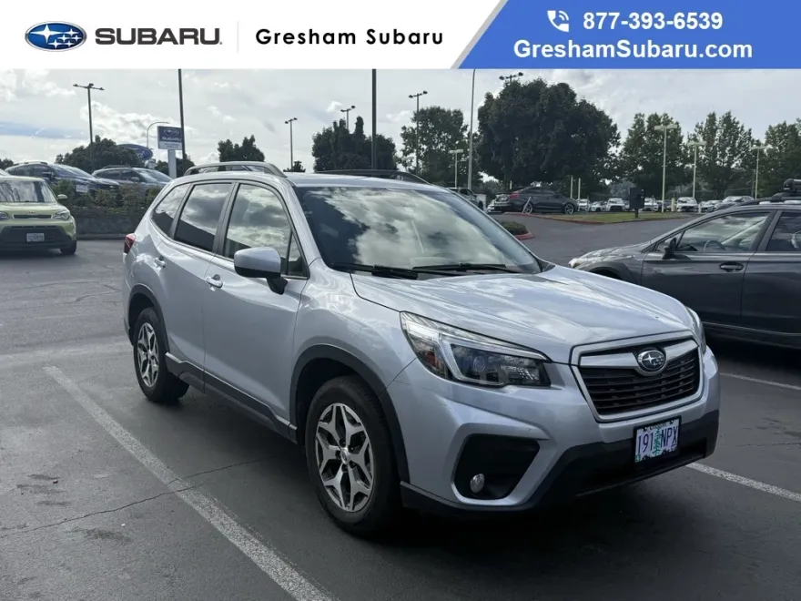 2021 Subaru Forester Premium photo 1