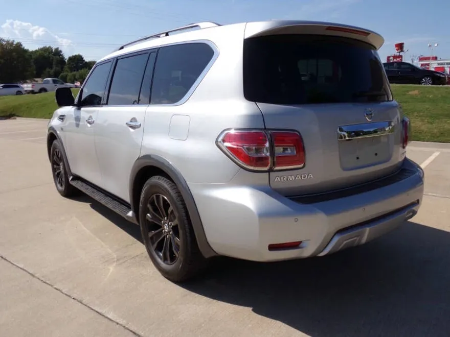 2018 Nissan Armada Platinum photo 1