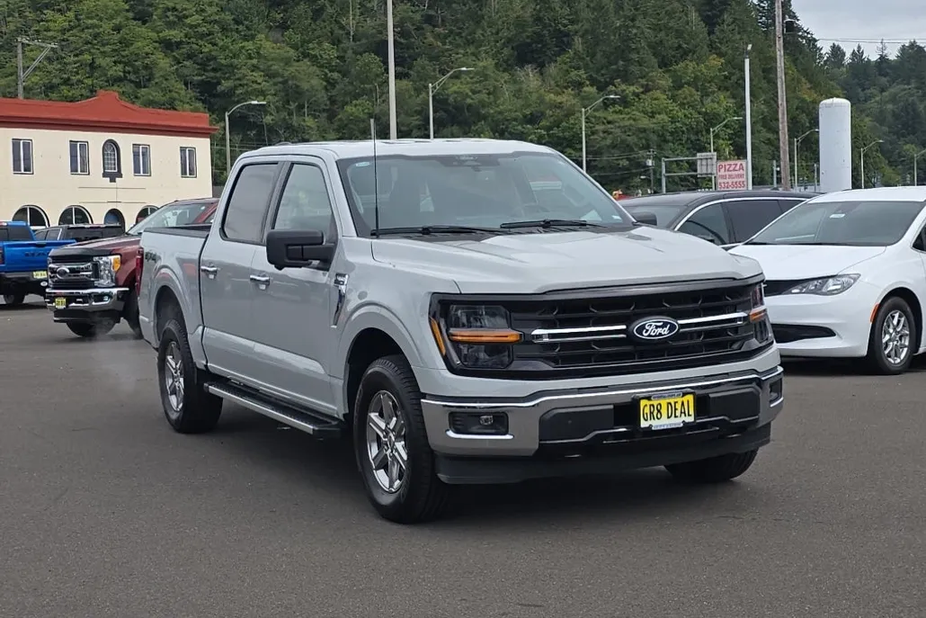 2024 Ford F-150 XLT photo 1