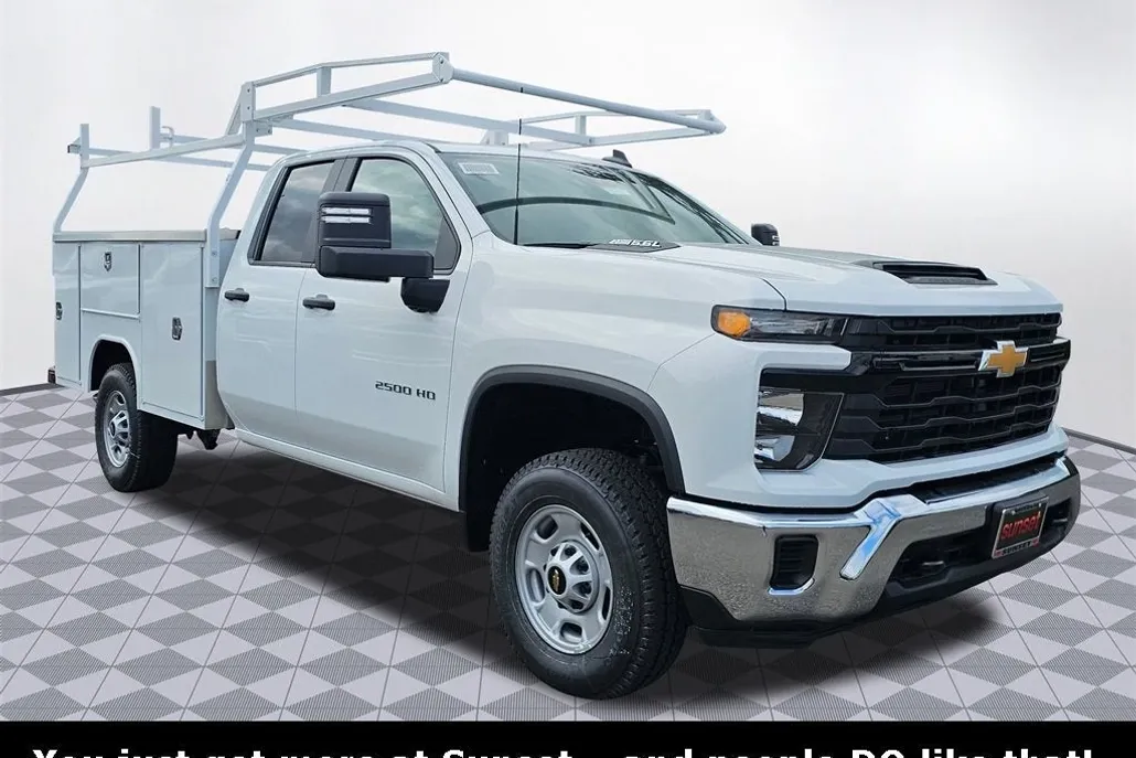 2025 Chevrolet Silverado 2500HD photo 1