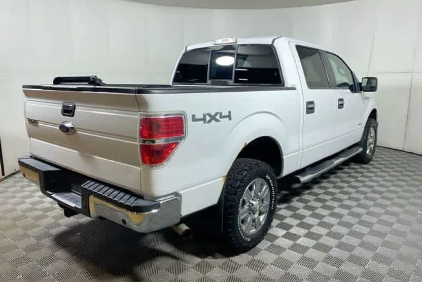 2012 Ford F-150 XLT photo 1