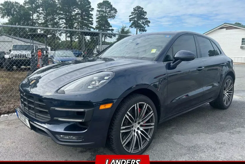 2018 Porsche Macan Turbo photo 1