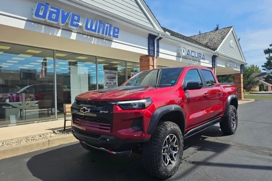 2024 Chevrolet Colorado ZR2 photo 1