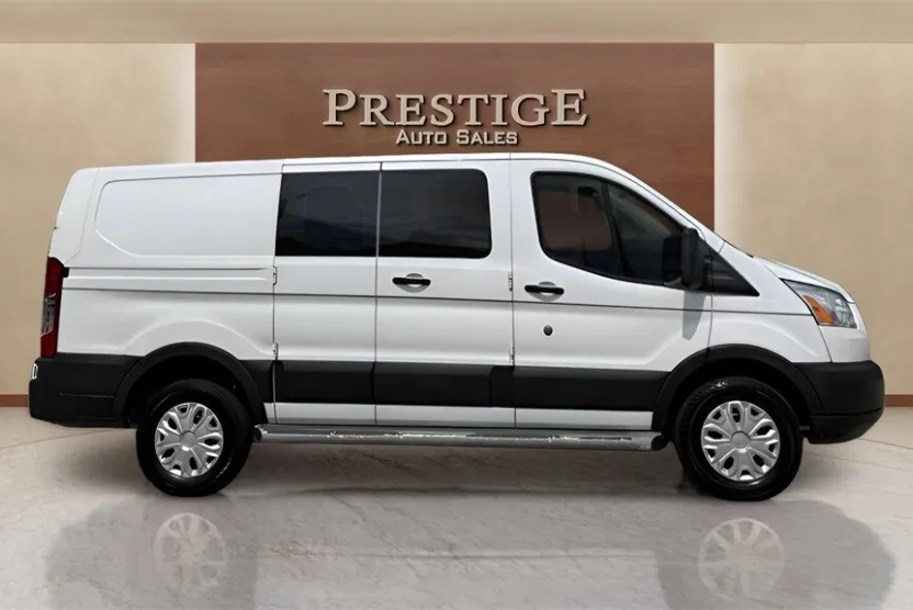 2019 Ford Transit photo 1