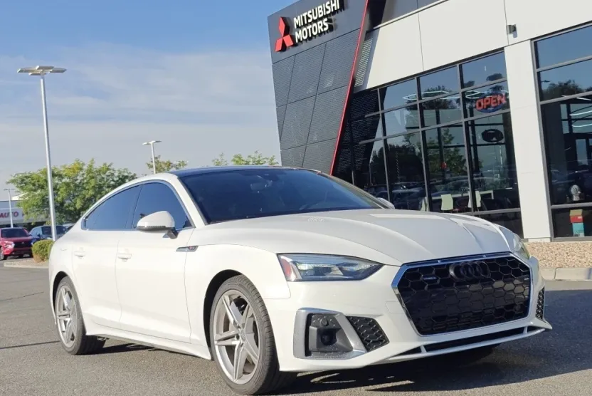 2021 Audi A5 45 S line Premium Quattro photo 1