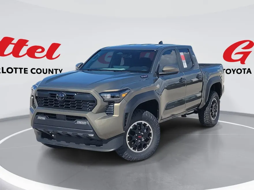 2025 Toyota Tacoma TRD Off-Road Double Cab photo 1