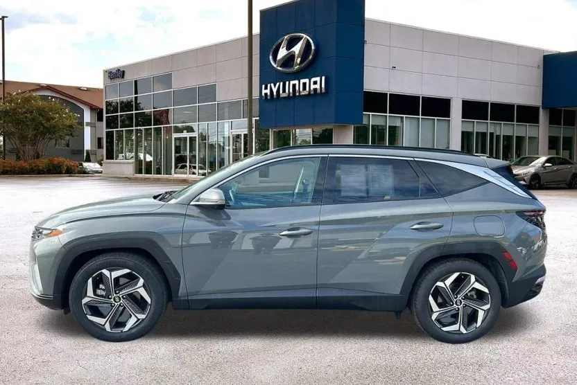 2024 Hyundai Tucson Limited photo 1