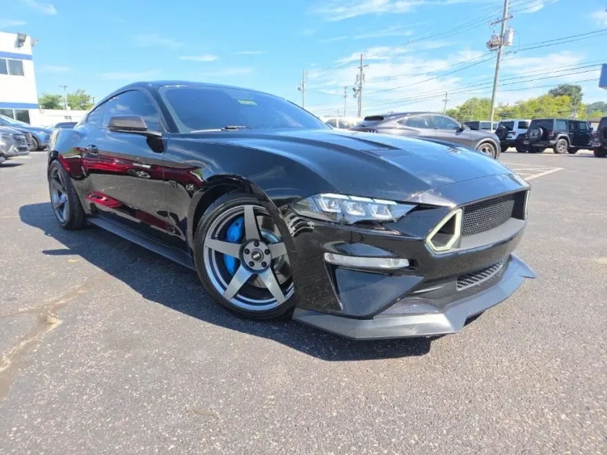 2019 Ford Mustang GT Premium photo 1