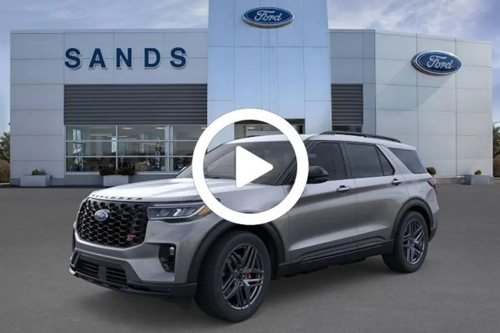 2025 Ford Explorer ST photo 1
