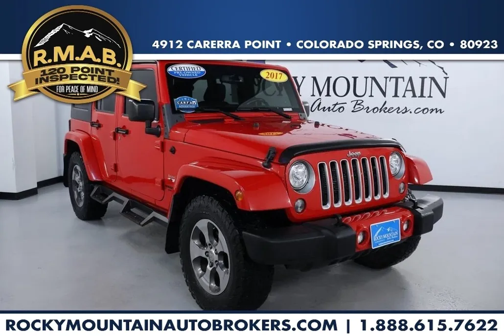 2017 Jeep Wrangler Unlimited Sahara photo 1