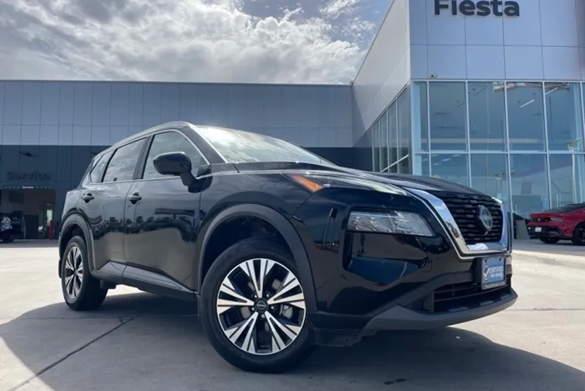 2023 Nissan Rogue SV photo 1