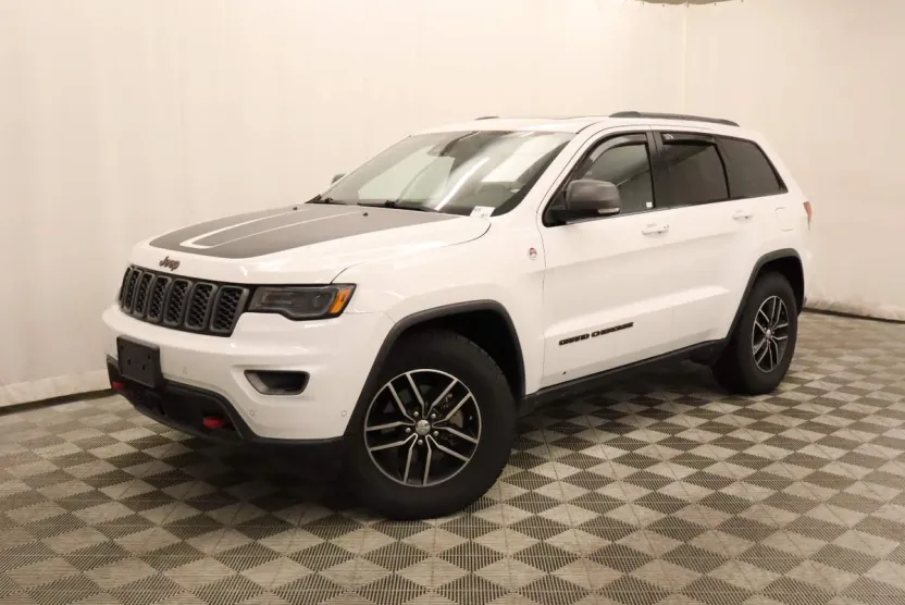 2017 Jeep Grand Cherokee Trailhawk photo 1