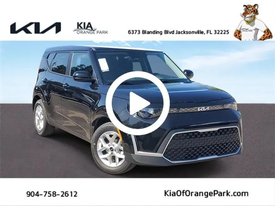 2025 Kia Soul LX photo 1
