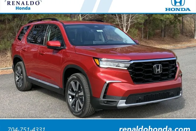2025 Honda Pilot Touring photo 1
