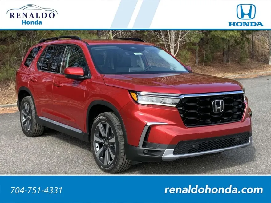 2025 Honda Pilot Touring photo 1