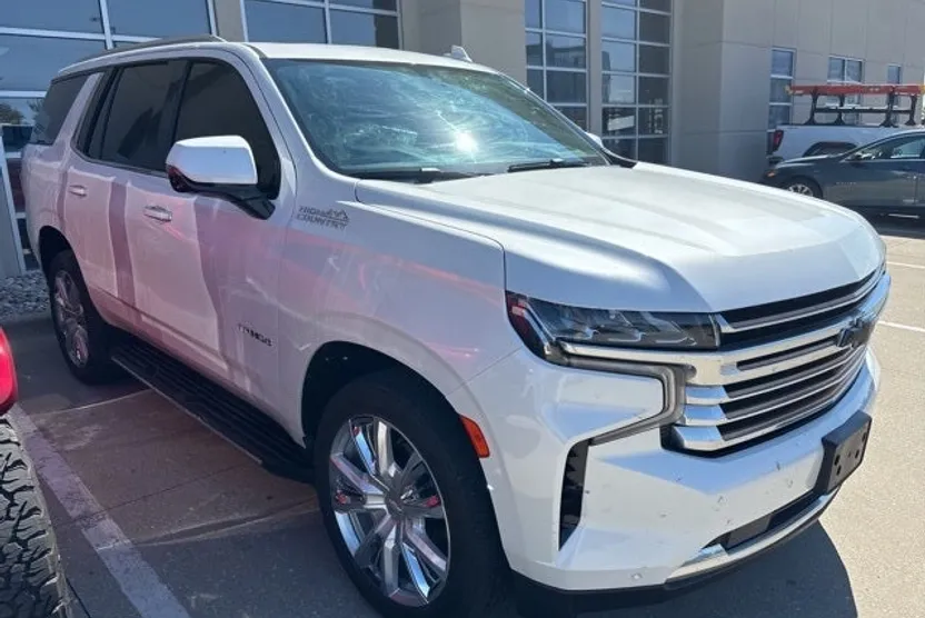 2022 Chevrolet Tahoe High Country photo 1