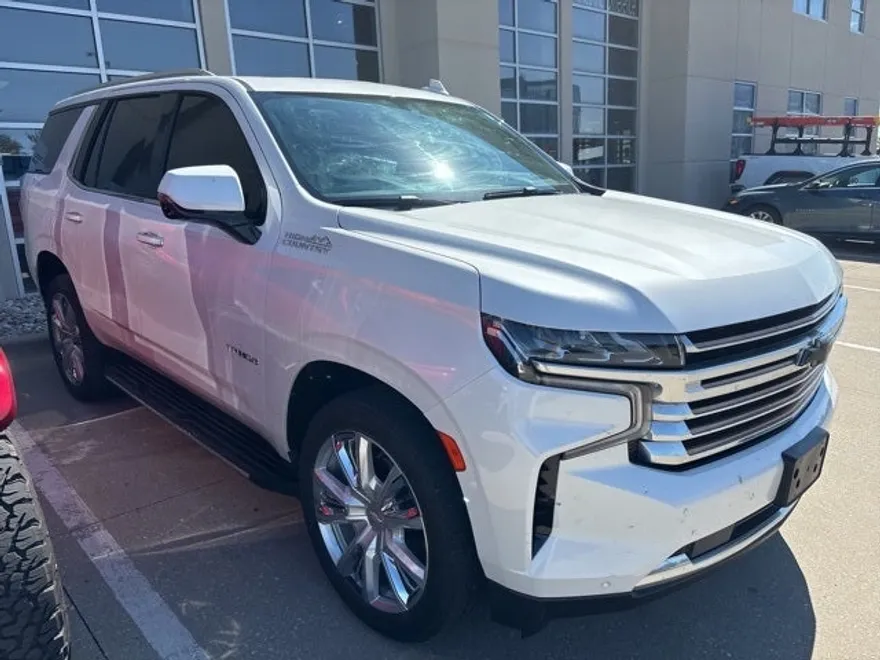 2022 Chevrolet Tahoe High Country photo 1