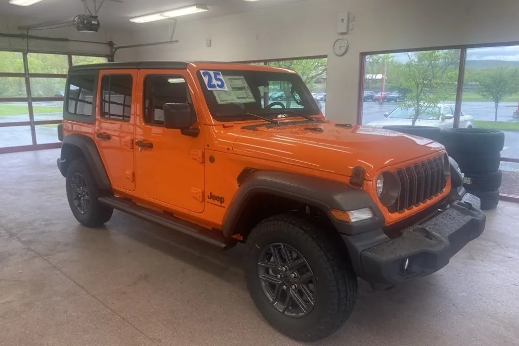 2025 Jeep Wrangler Sport S photo 1