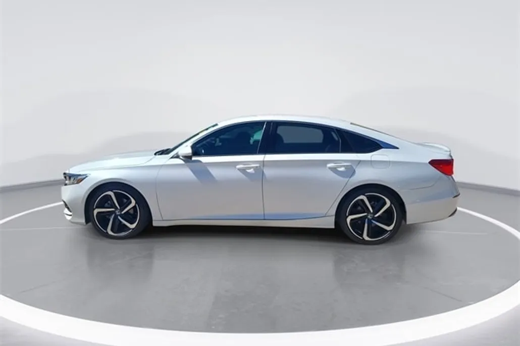 2020 Honda Accord Sport photo 1