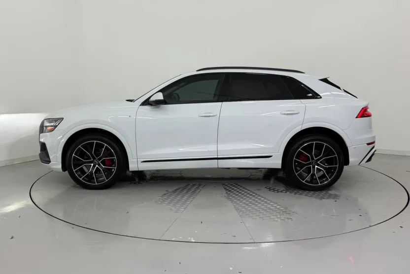2021 Audi Q8 line Prestige photo 1