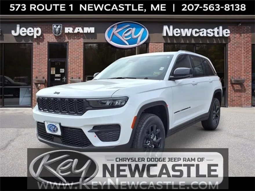2025 Jeep Grand Cherokee Laredo photo 1