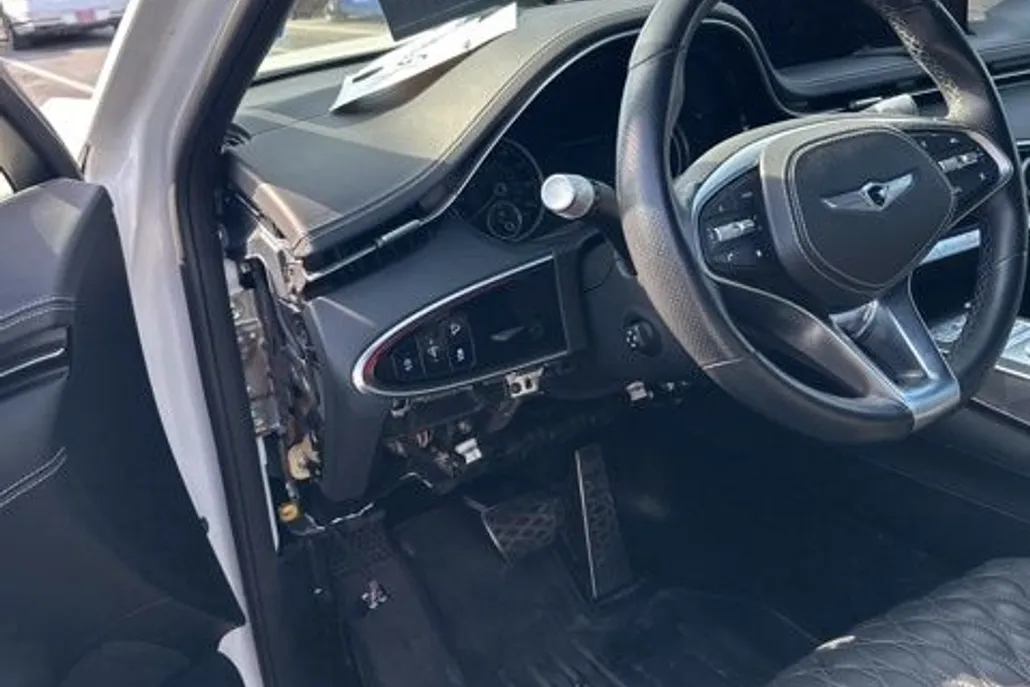 2023 Genesis GV70 3.5T Sport photo 1