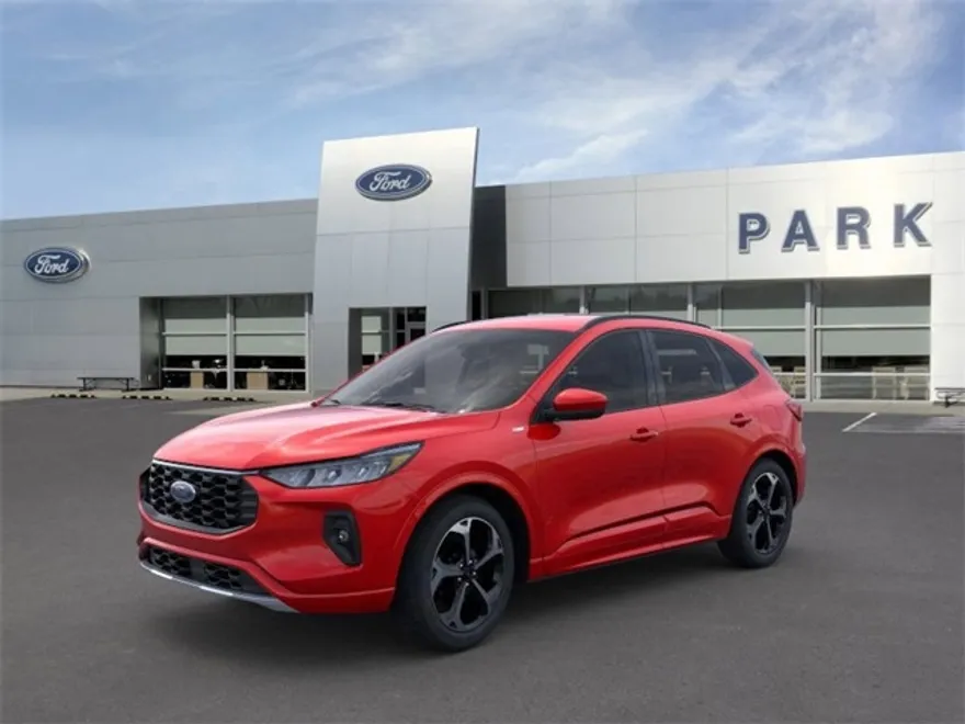 2024 Ford Escape ST-Line Select photo 1