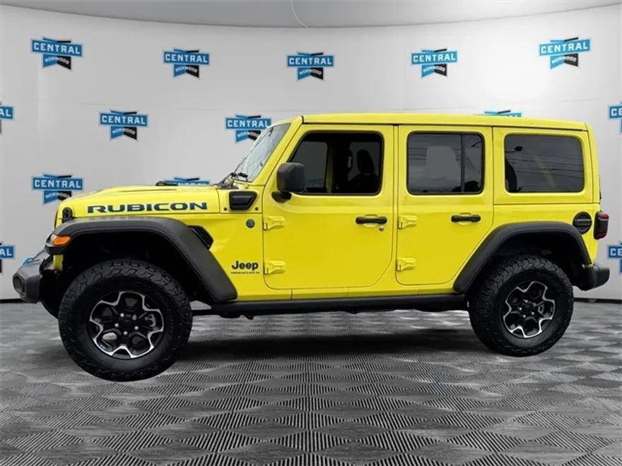 2023 Jeep Wrangler Rubicon 4xe photo 1
