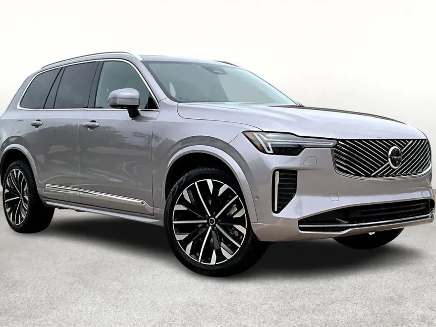 2026 Volvo XC90 Plus photo 1
