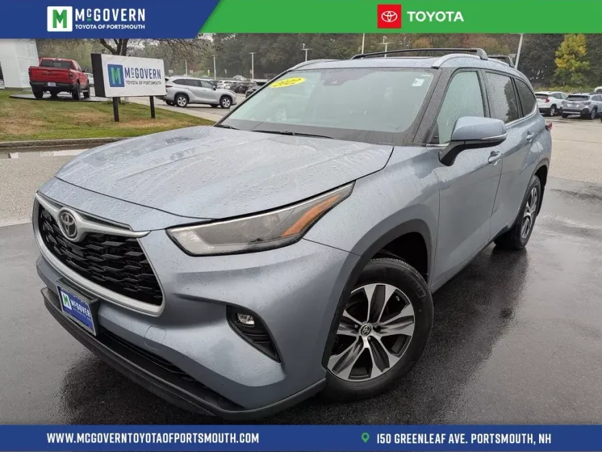 2022 Toyota Highlander XLE photo 1