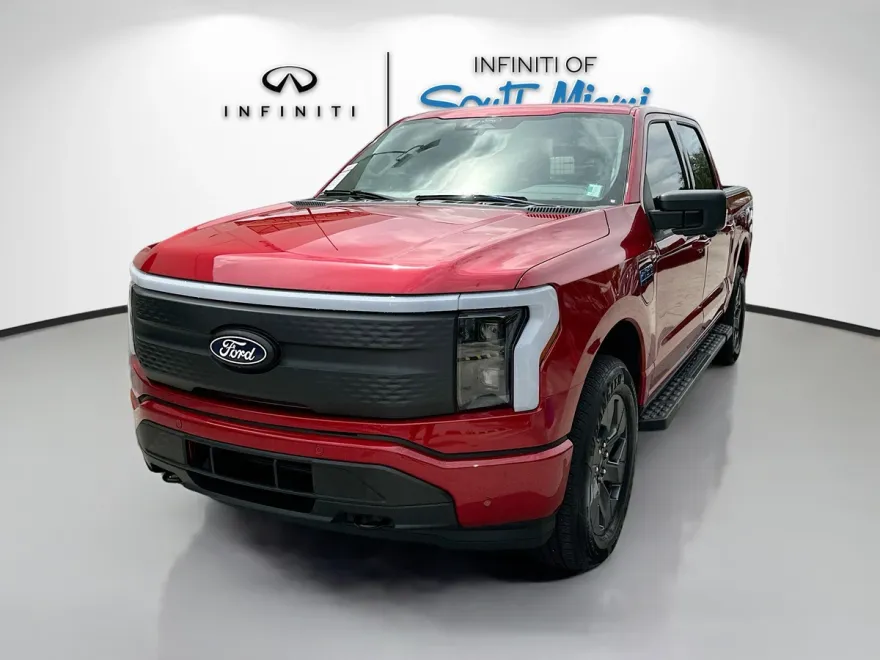 2025 Ford F-150 Lightning photo 1
