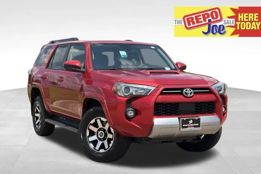 2024 Toyota 4Runner TRD photo 1
