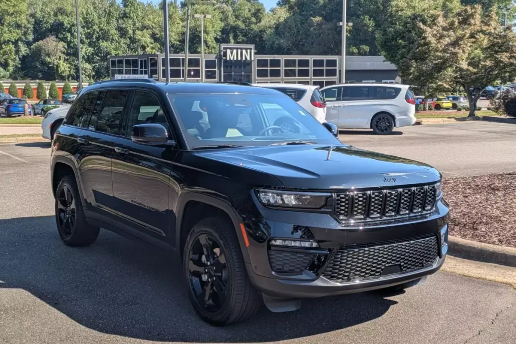 2025 Jeep Grand Cherokee Limited photo 1